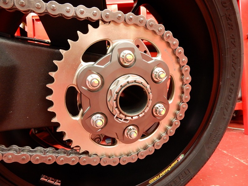 DUCATI パニガーレ V4 DUCABIKEスプロケットキャリア DUCATI