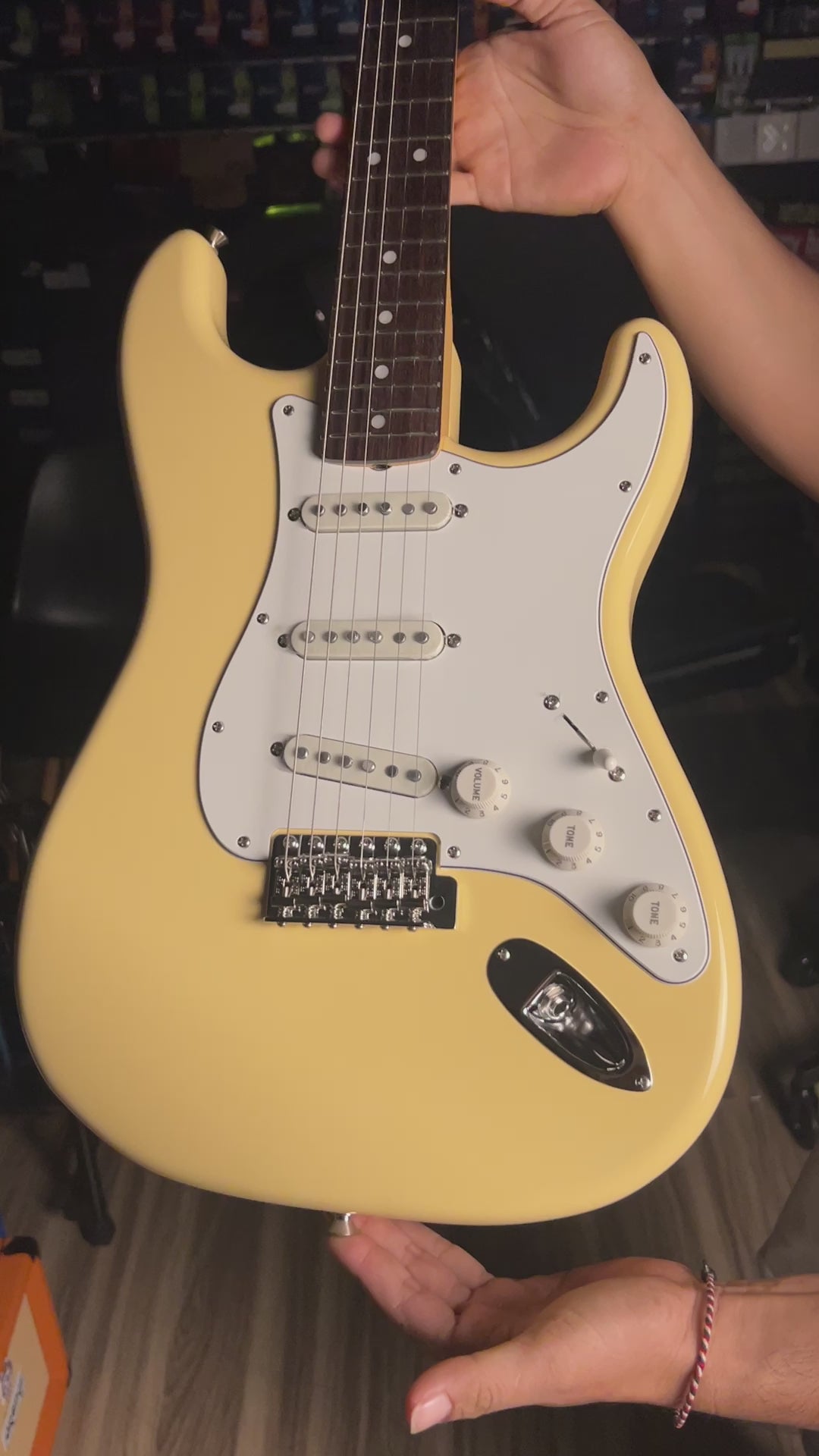 Fender MIJ FSR Collection Traditional Late 60s Stratocaster with