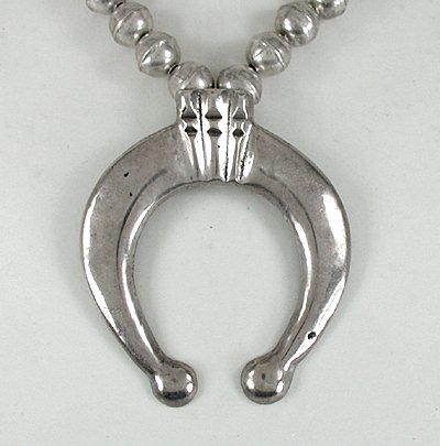 Naja | Native American Jewelry Tips