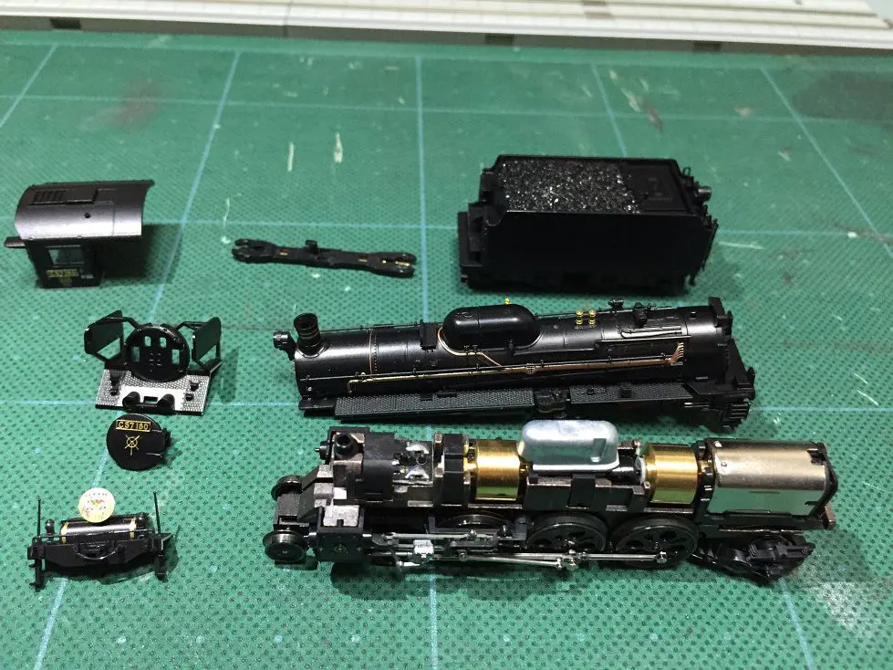 C57 180号機・門デフが 入線です。 TOMIX 2007 | NGaugeJP - 横濱模型