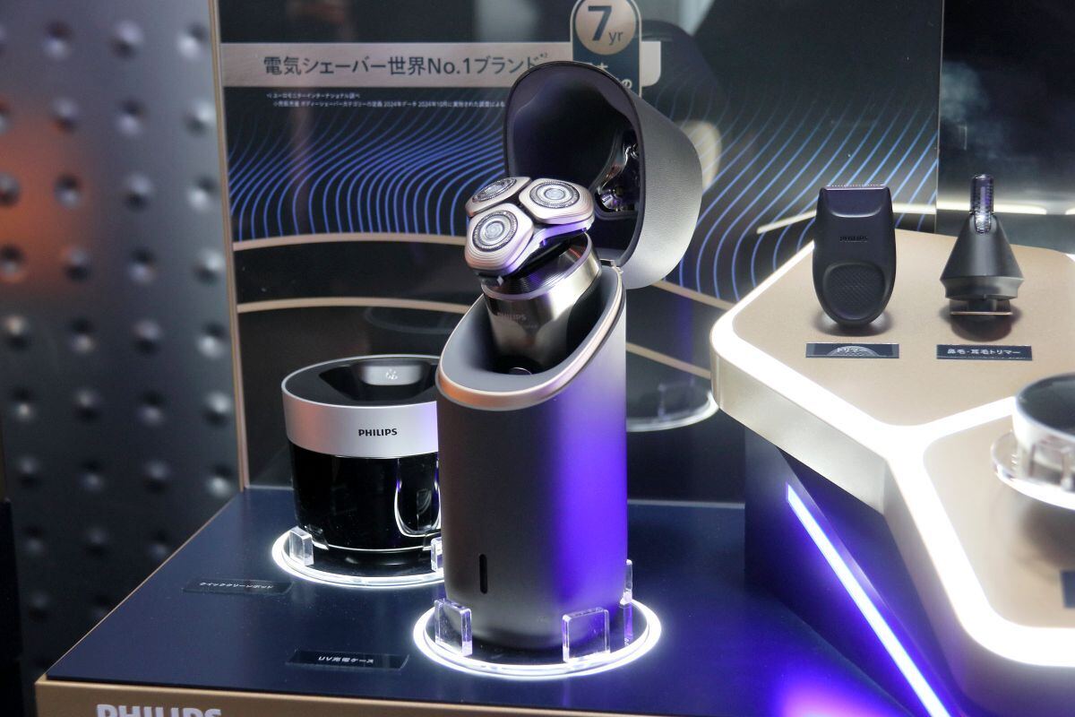 フィリップスの電動シェーバー最高峰「i9000 プレステージ ウルトラ