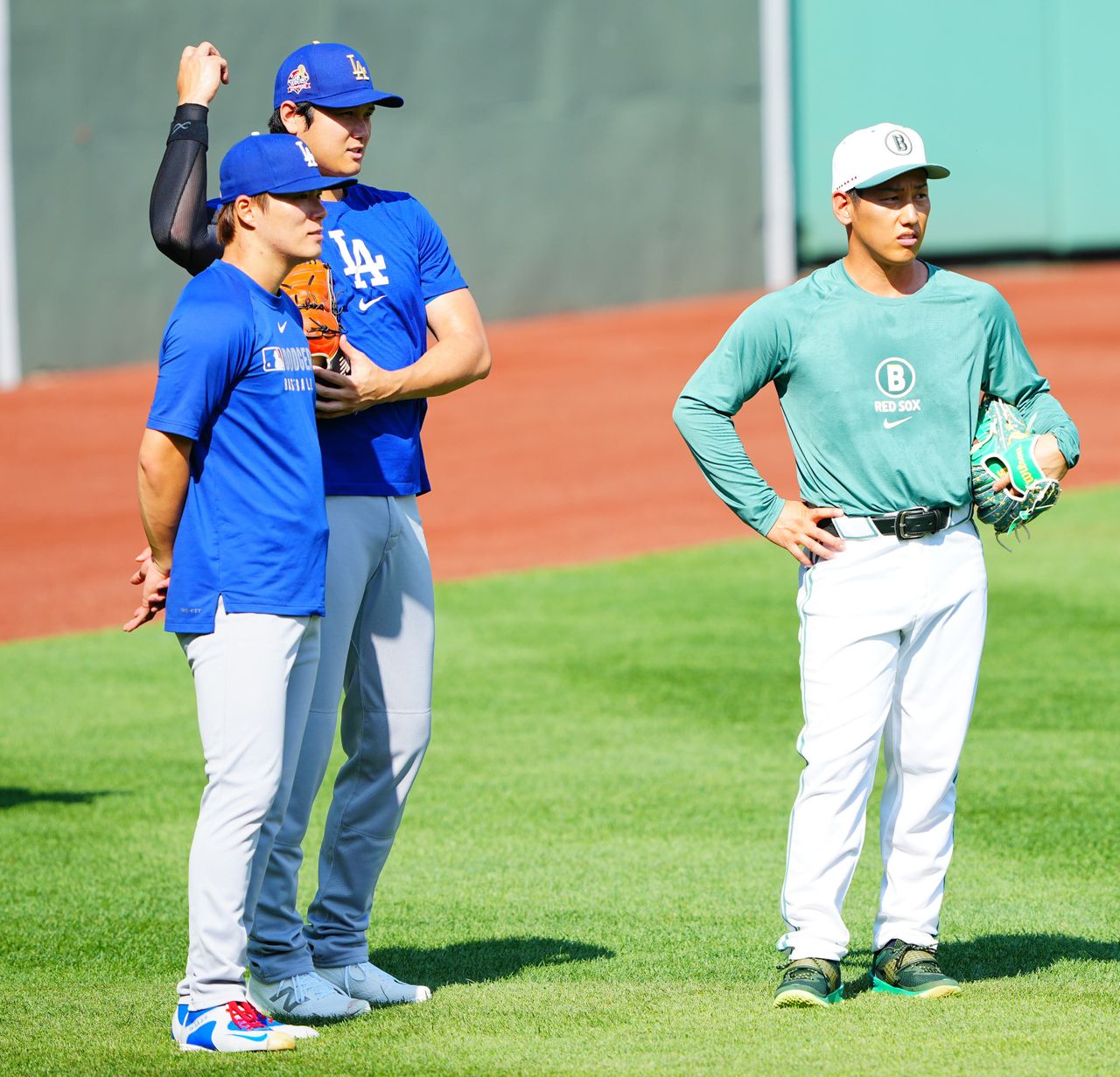 この光景が見られて嬉しい」 “侍ジャパントリオ”にファン歓喜 吉田正尚