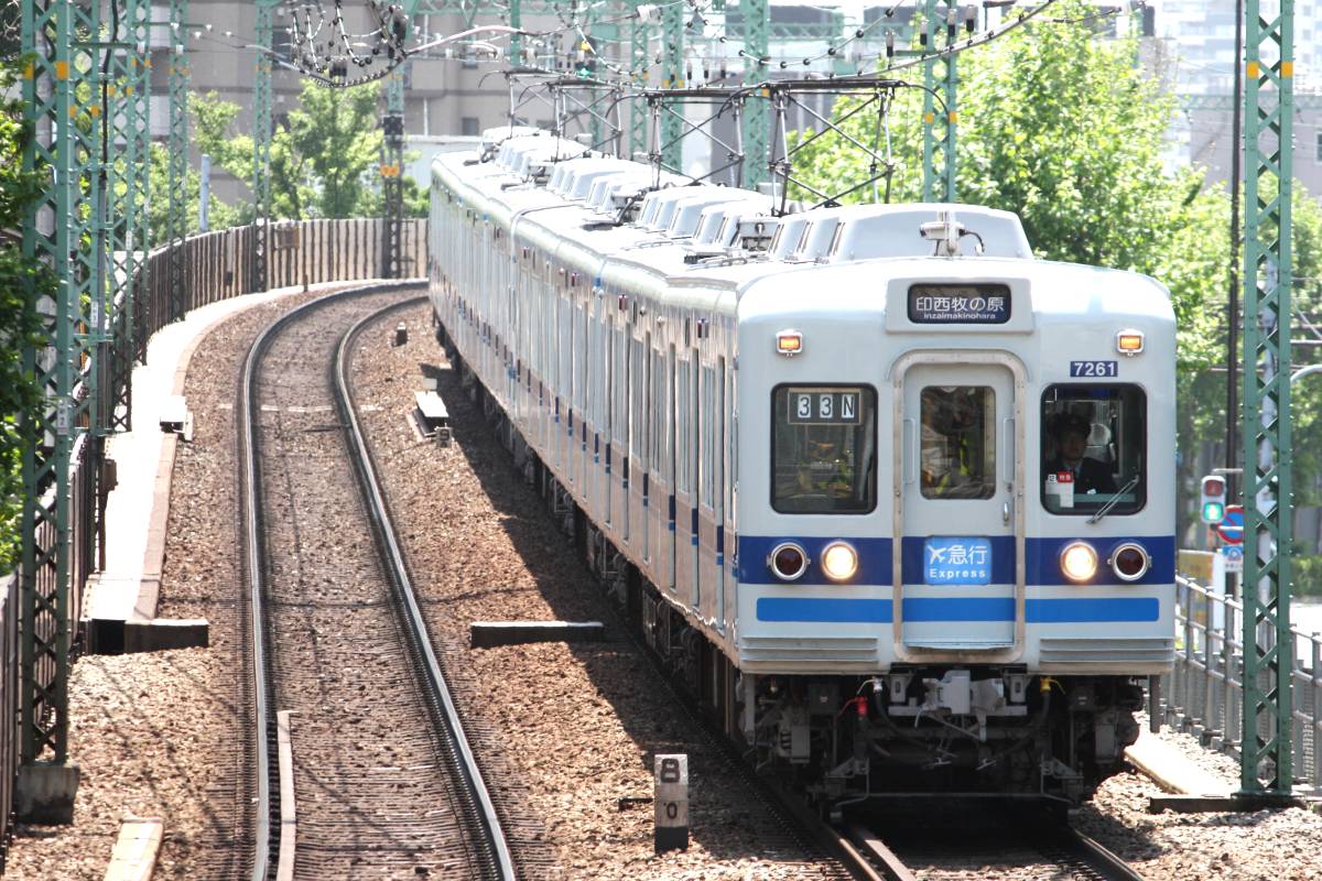 京急～都営～京成～北総」相互直通運転30周年で記念ヘッドマーク