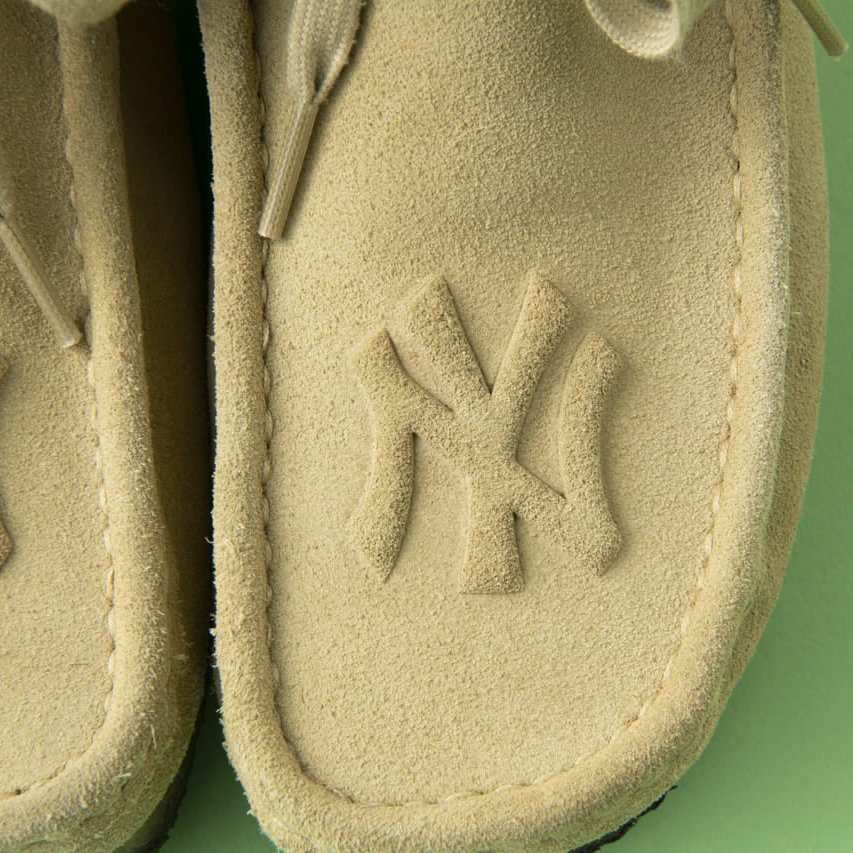 エディターが買ってよかった「特別なクラークス」。kith(キス）との