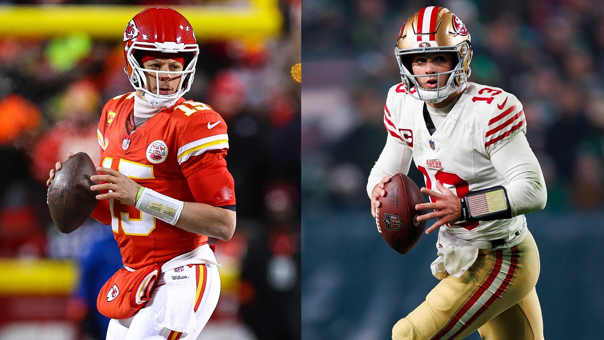 第58回スーパーボウルではチーフスが赤、49ersが白のユニフォームを