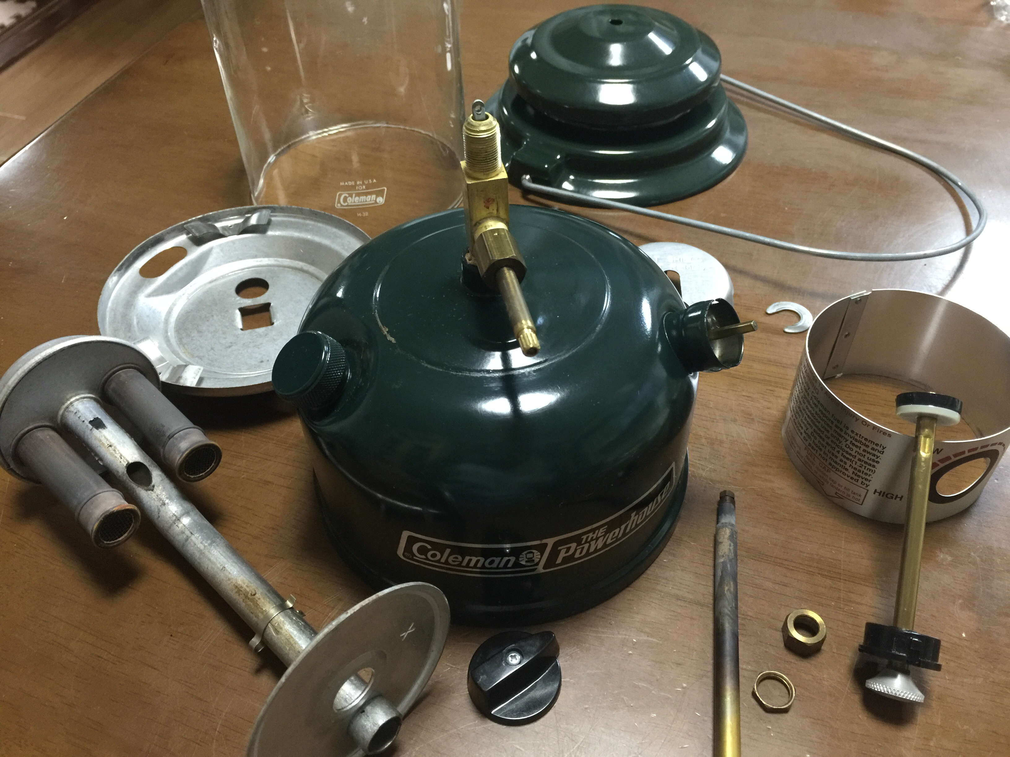 コールマンのランタン「290A」の分解とジェネレーター交換方法 | 広島