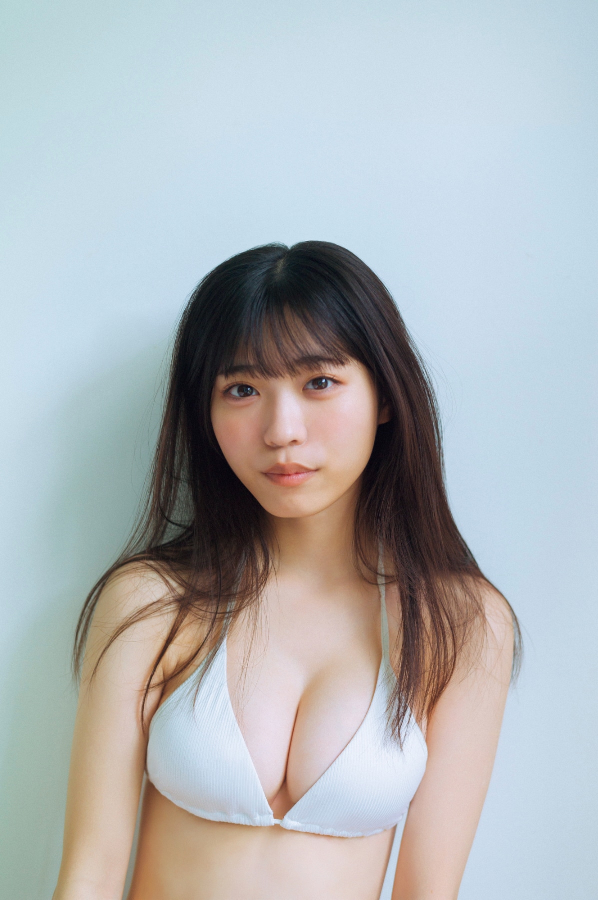 金澤亜美（僕が見たかった青空）1st写真集「プロローグ」掲載カット