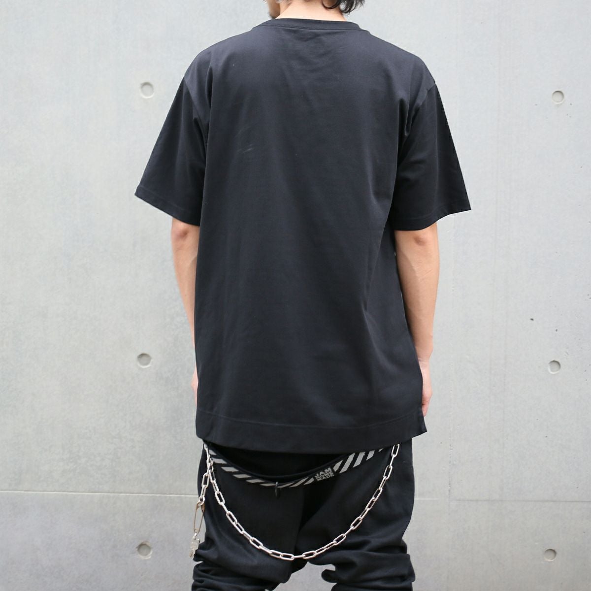 000000013056-02.jpg?size=l&w=