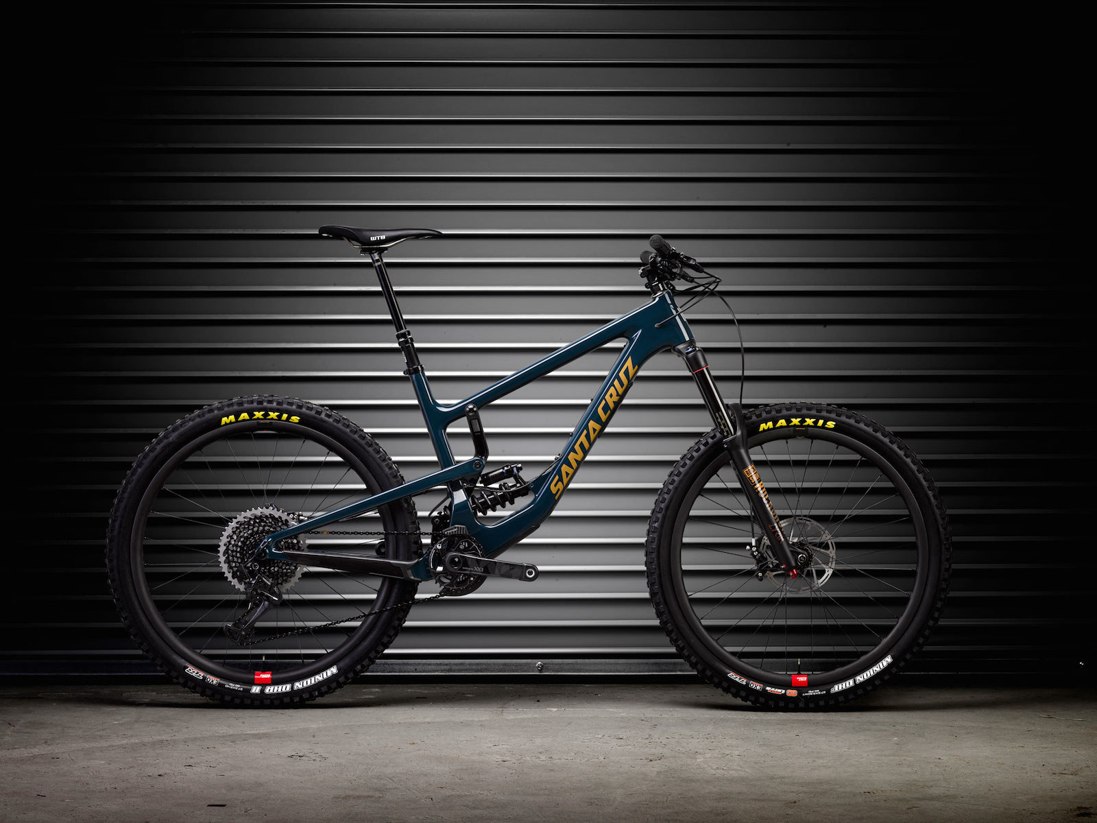 サンタクルズのトレイルバイク「ノマド」がさらに進化！ サイクル