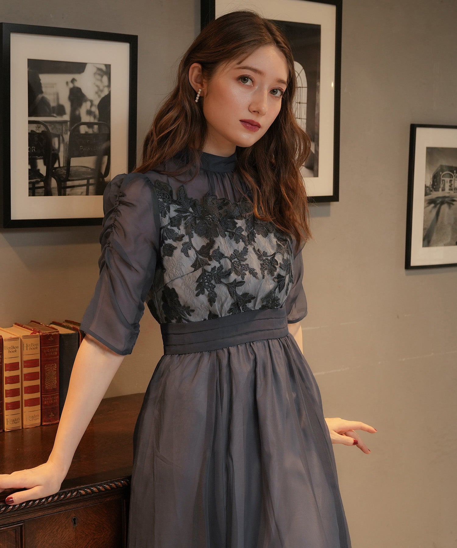 フラワー刺繍ワンピースドレス