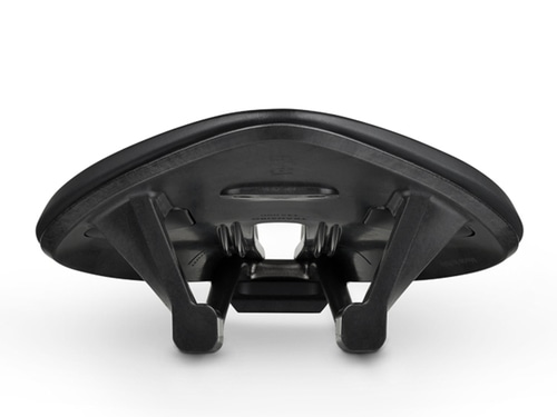 fi'zi:k ( フィジーク ) サドル AERIS LD R3 kiumレール ( アエリス