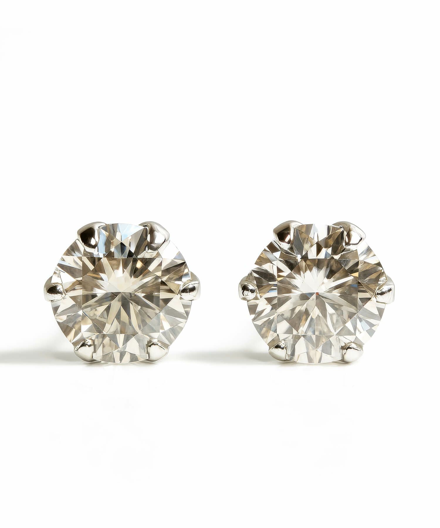 H&C Cut Pt900 Precious Diamond Stud Earrings EDELE -エデル- | Ops