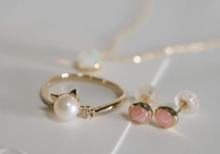 お守りジュエリーの魅力│モチーフに込められた意味をご紹介