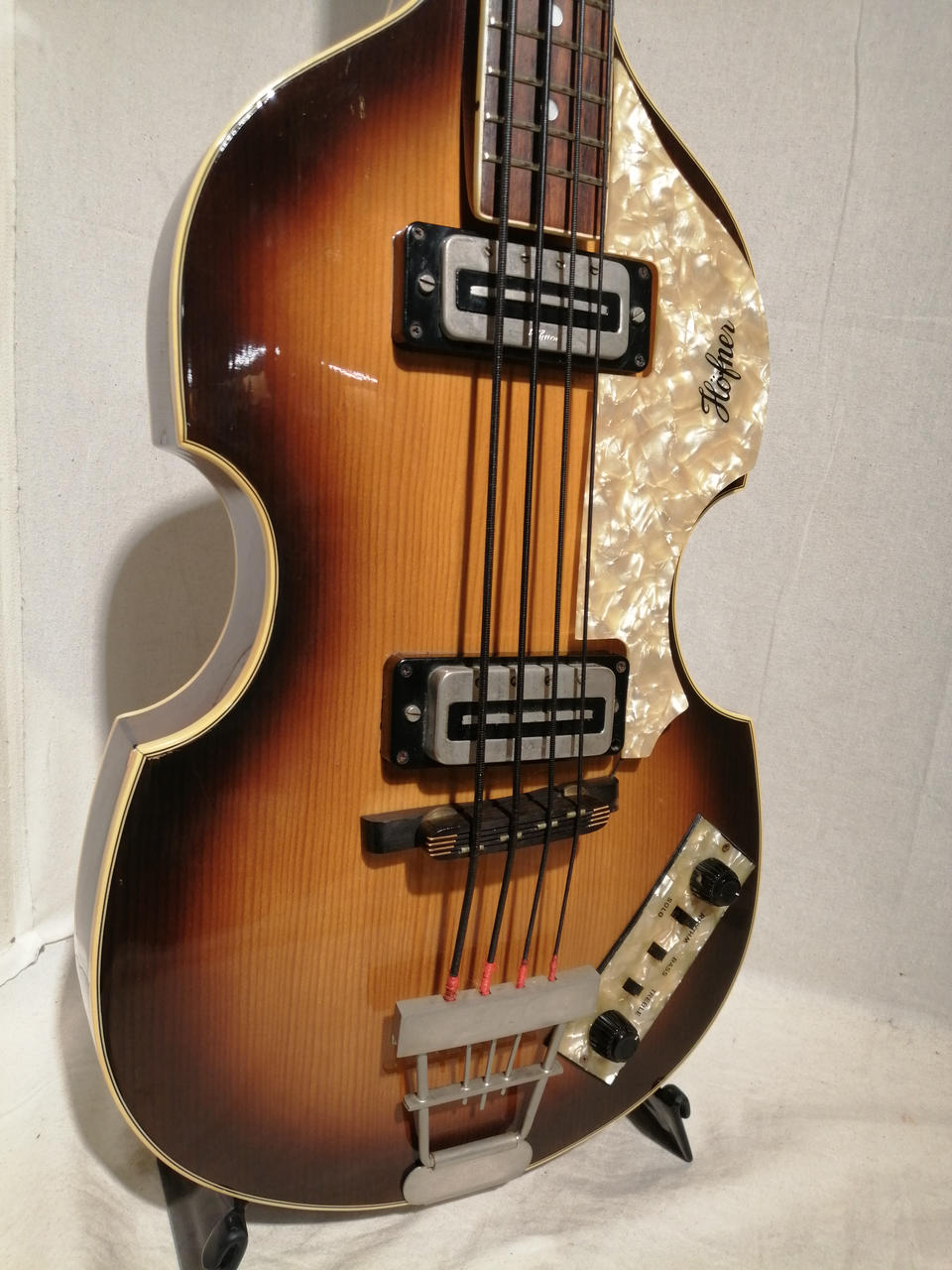 ヘフナー(HOFNER)|バイオリンベース|【ハードオフ公式通販】オフモール