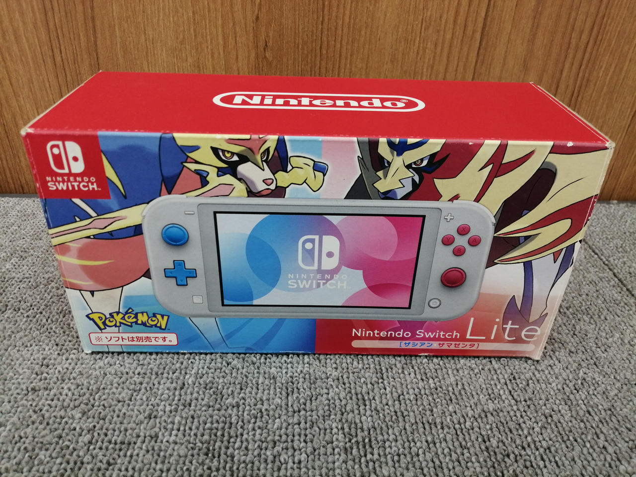 Nintendo Switch Lite ポケモンデザイン ザシアン.ザマゼンタ Amazon