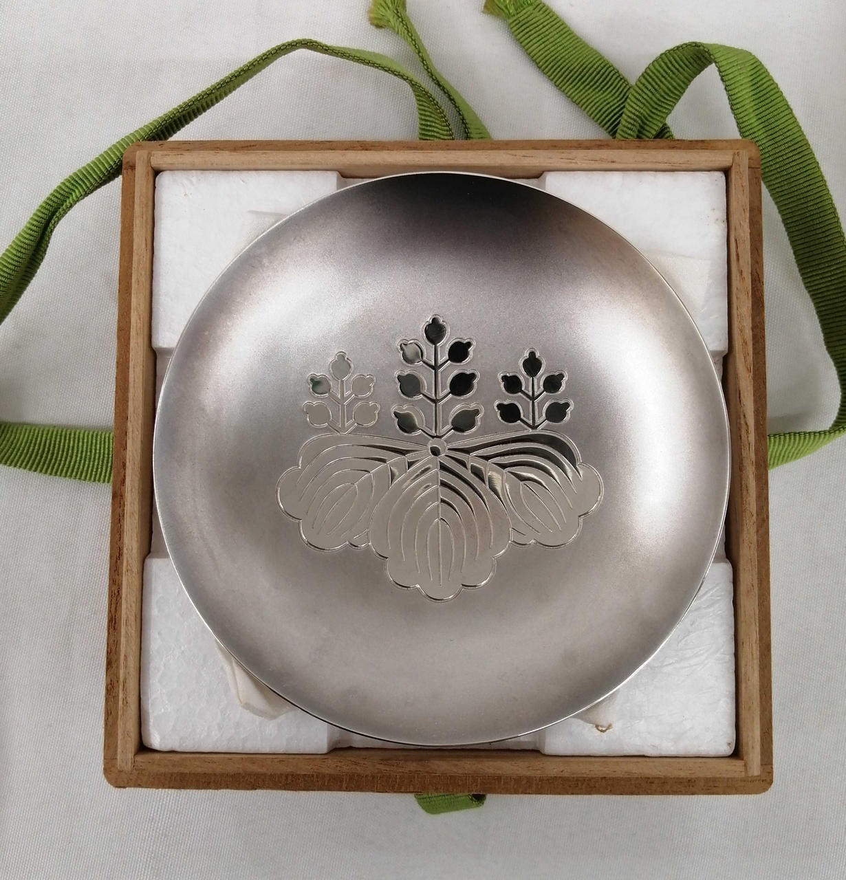 日本国有鉄道 銀製功績章記念 純銀盃 造幣局品位証明付 純銀製 日本