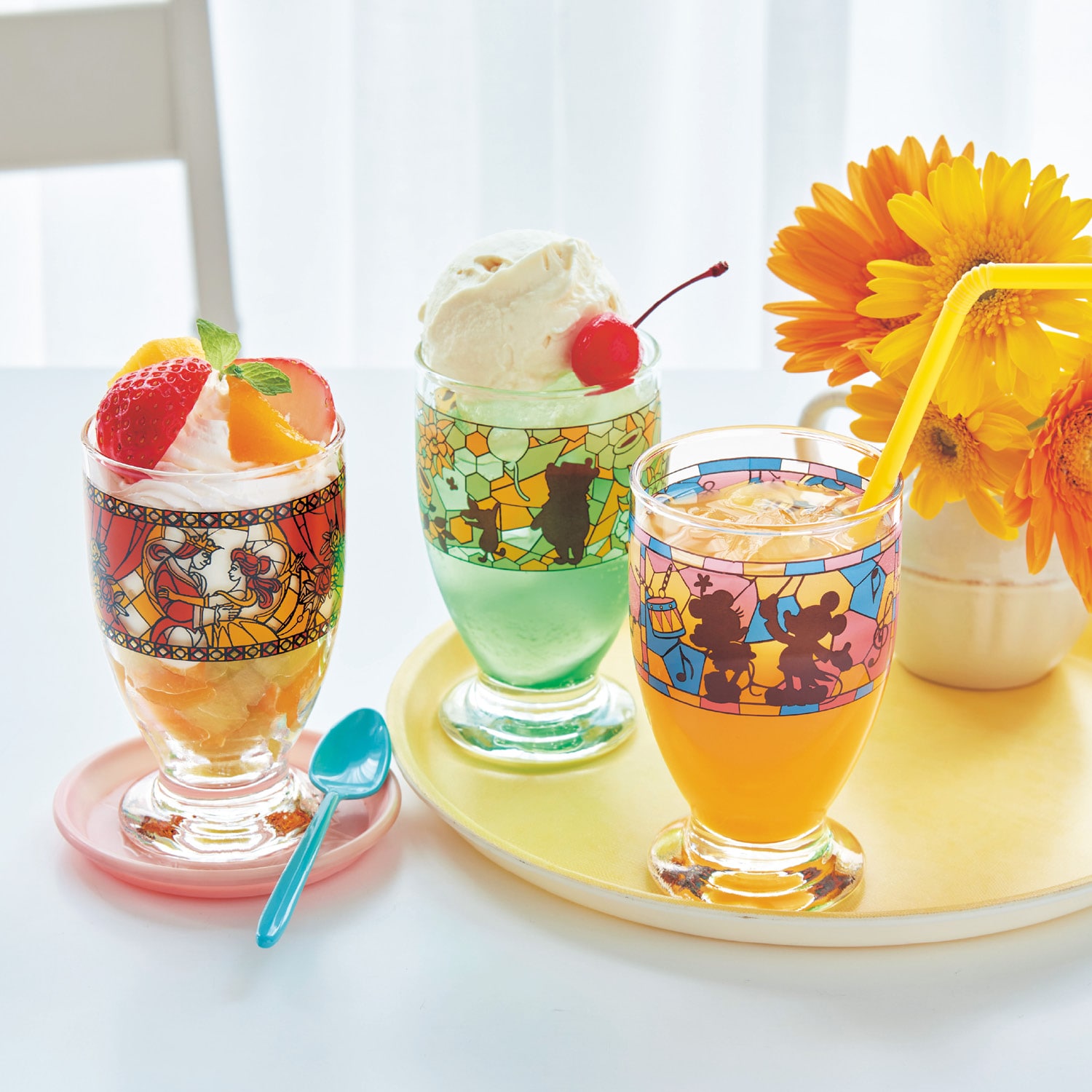 ステンドグラス風プリントのグラス 「ミッキー＆ミニー」(ディズニー