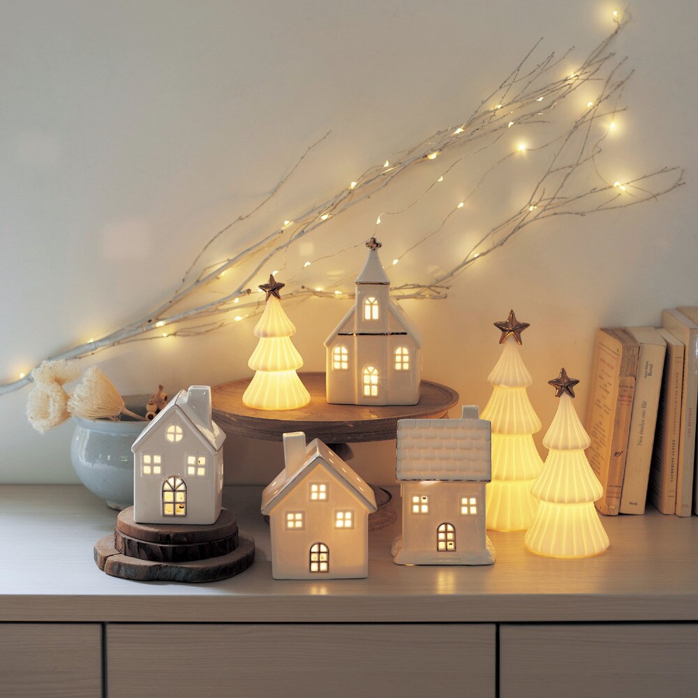 アメリカで購入LEDライト付き】クリスマスの家の風景画サイズ65cm