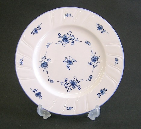 ノリタケ クラフトーン18㎝パン皿【通販/ブルー小花/中皿/取皿/丸皿