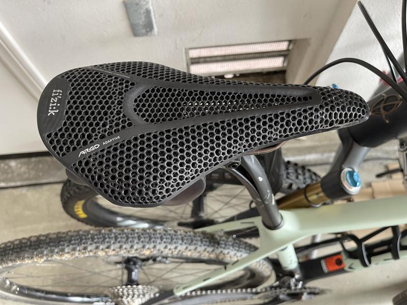 Fi'zi:k Vento Argo R1 Adaptive Saddle - Components