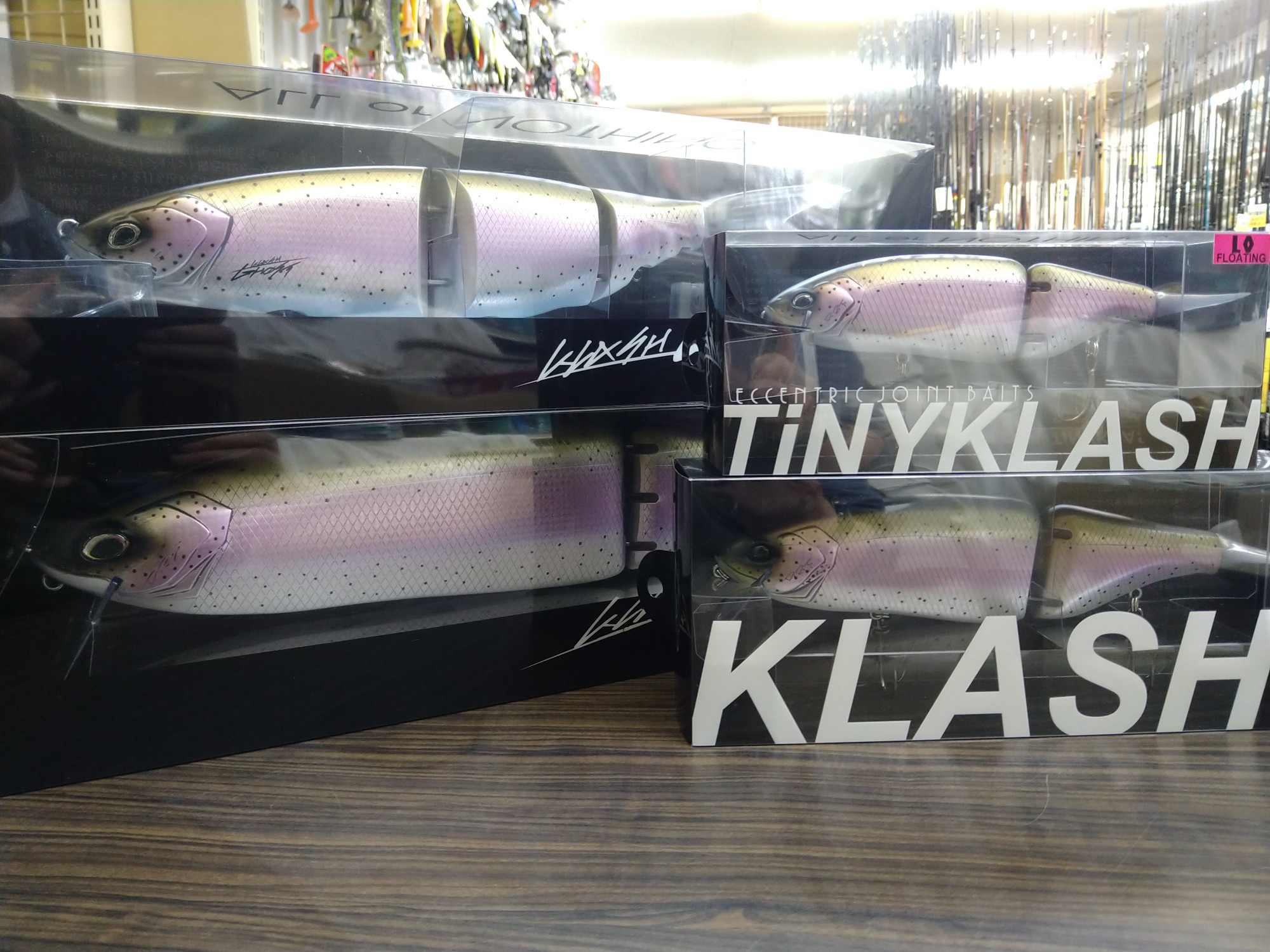 ルアー・フライ KLASH9 Low Magic Trout 4oz ルアー・フライ KLASH9