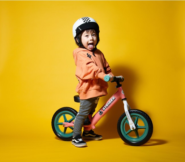 ムラサキスポーツでしか買えない！XLARGE×STRIDER® がコラボレートした