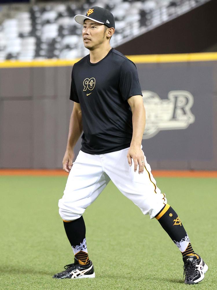 ナイキ製の90周年記念ロゴTシャツを発売 | 読売ジャイアンツ（巨人軍