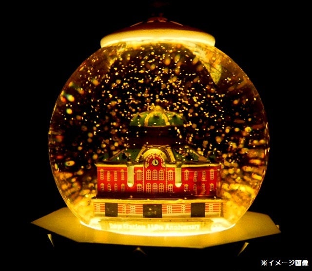 東京駅開業110周年記念弁当や記念入場券など様々な記念商品を販売し