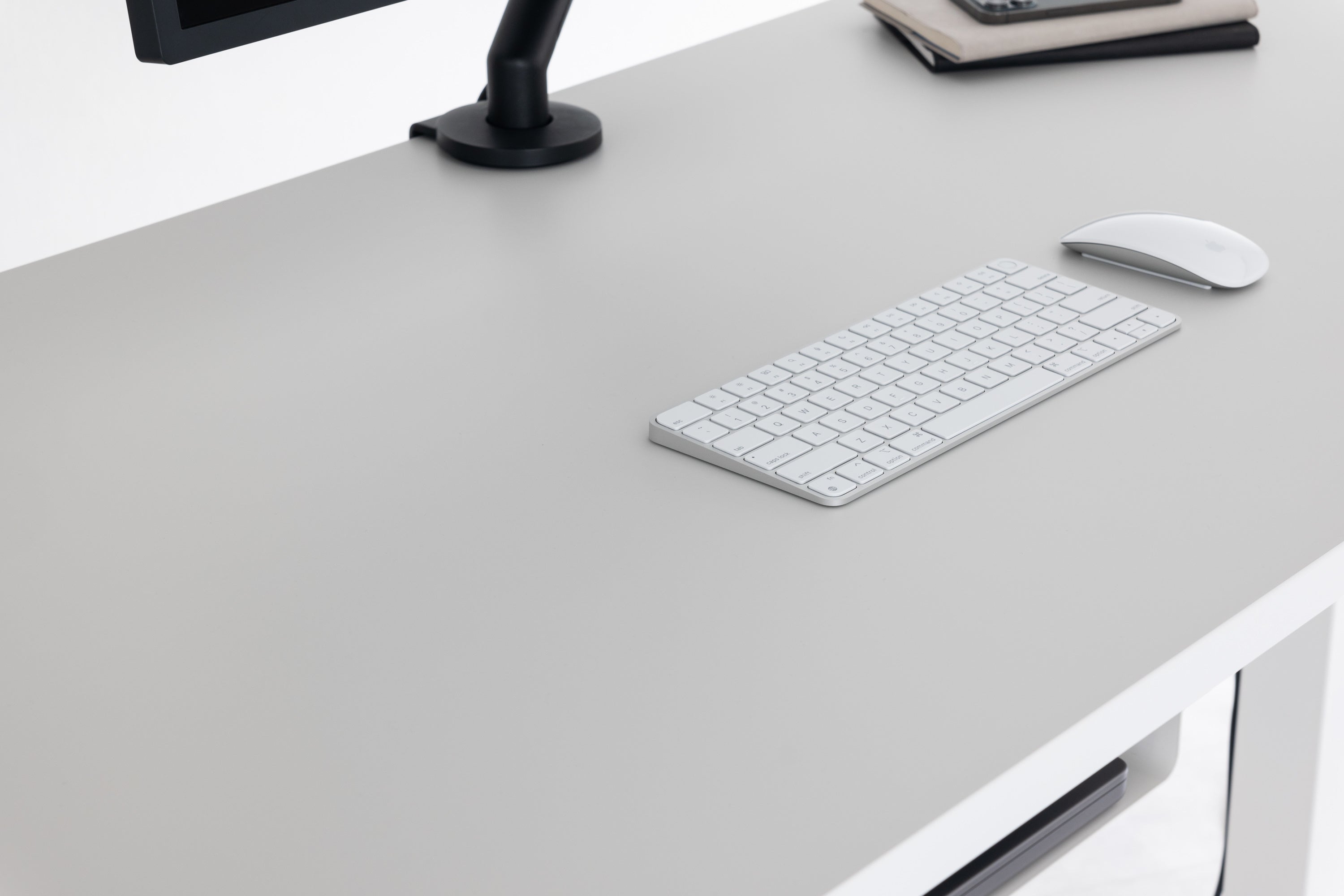 モジュール式拡張デスク『PREDUCTS DESK』昇降デスクモデル『DESK