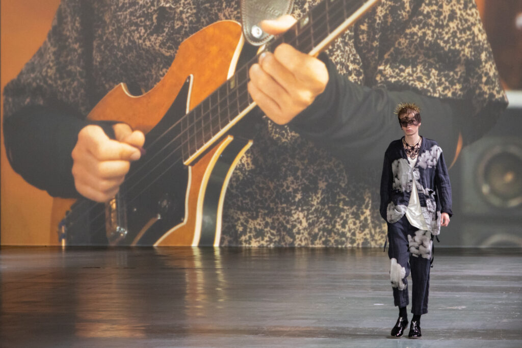 PARIS MENS SS2025｜「UNDERCOVER」高橋 盾が仮面の下（アンダーカバー