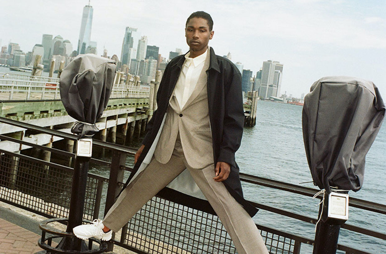 TOKYO DESIGN STUDIO New Balance × OVERCOATのカプセルコレクションが