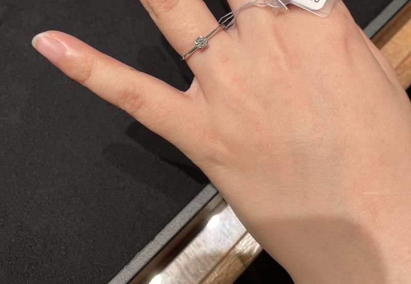 ティファニートゥルーエンゲージメントリング（ラウンドブリリアン