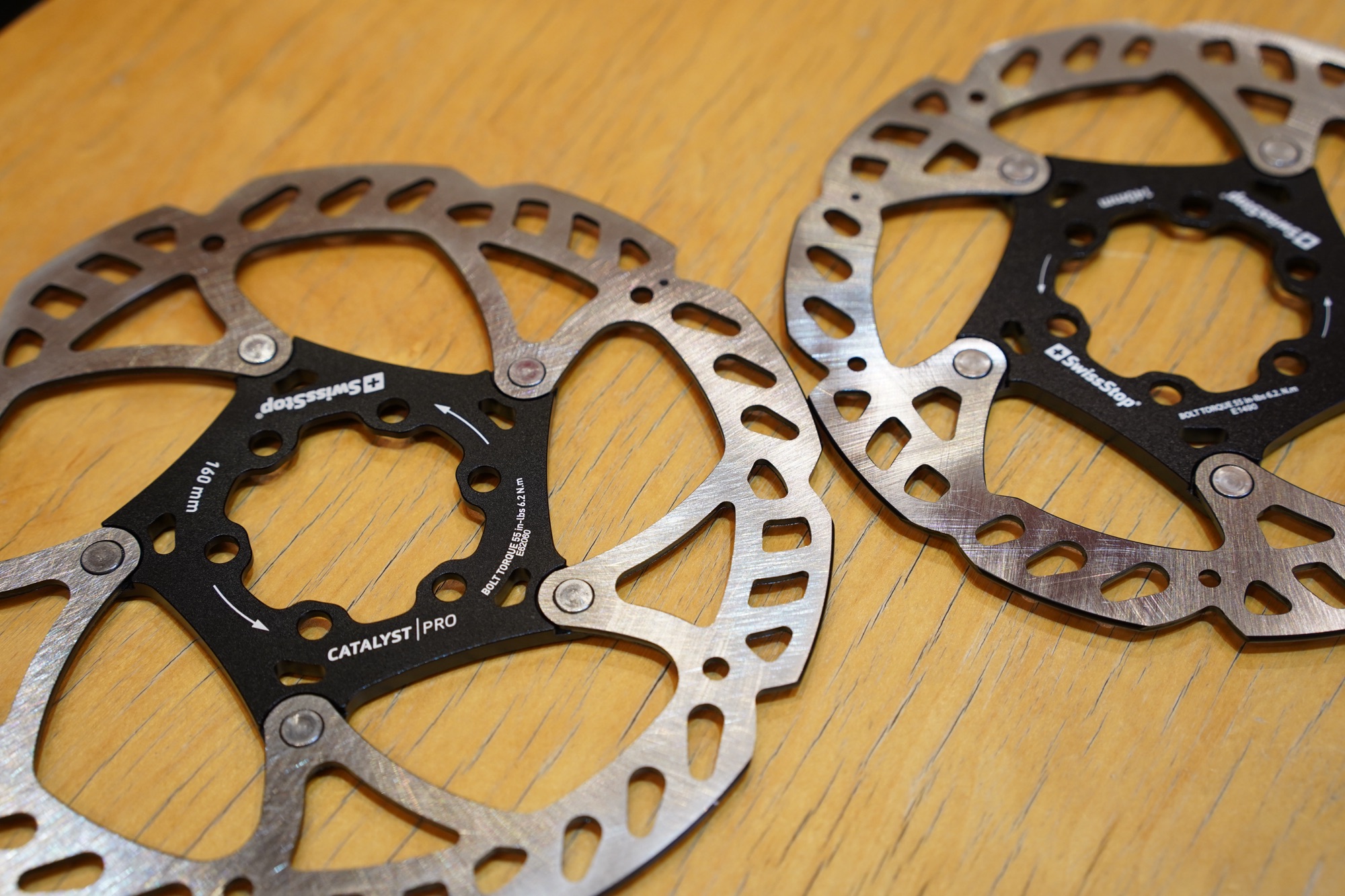 ディスクローターのこだわり【Swissstop CATALYST】 | BICYCLE STUDIO