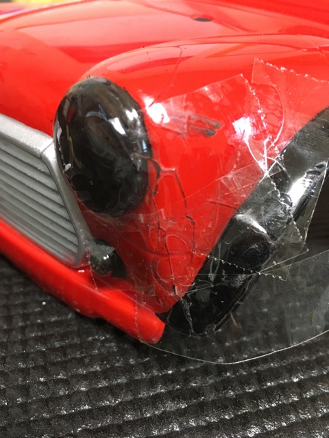 お気に入りのタミヤ旧ミニクーパーボディ修理してます | RC/DC