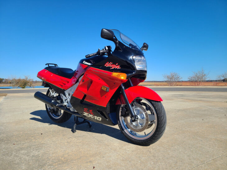 Tomcat Sighting: 1988 Kawasaki Ninja ZX10 - Rare SportBikesForSale