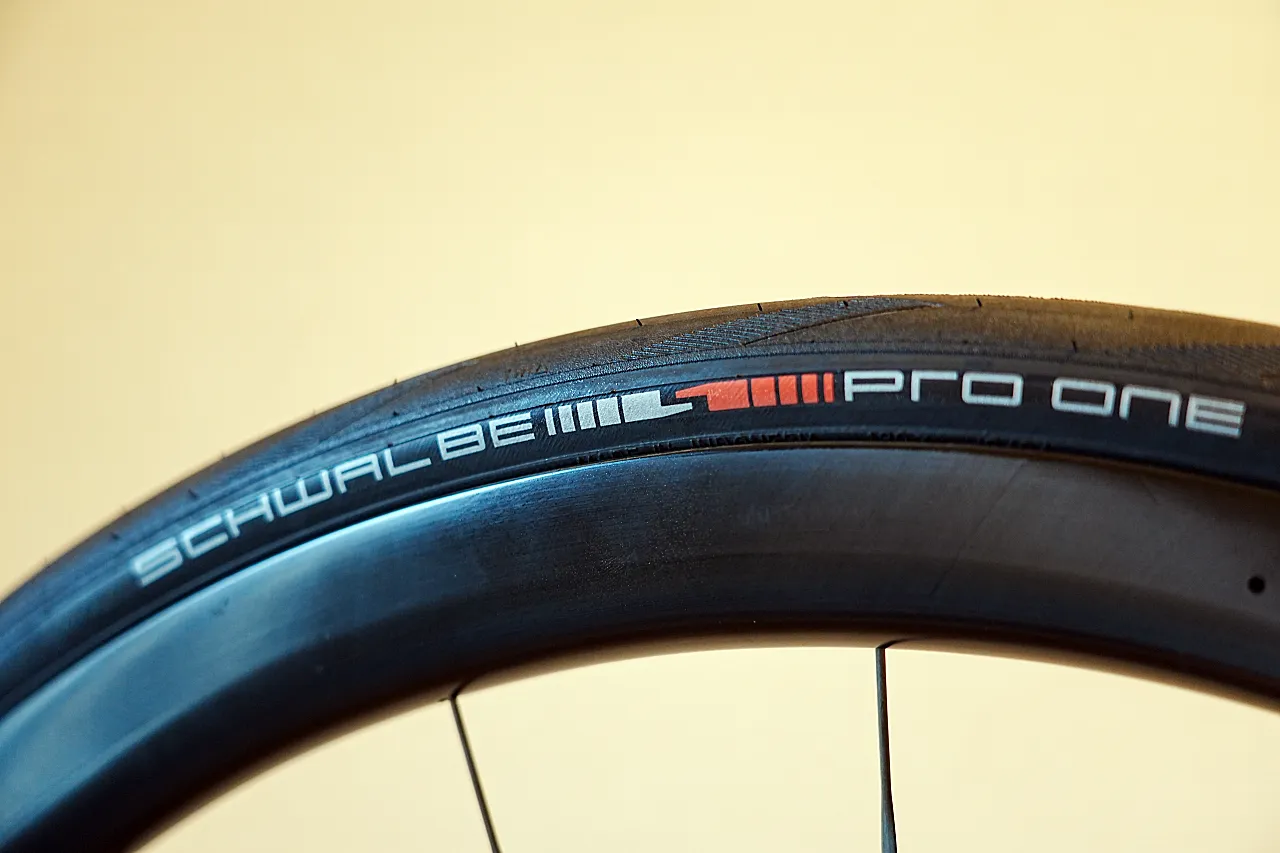 Schwalbe Pro One TLE インプレッション｜チューブラーのような