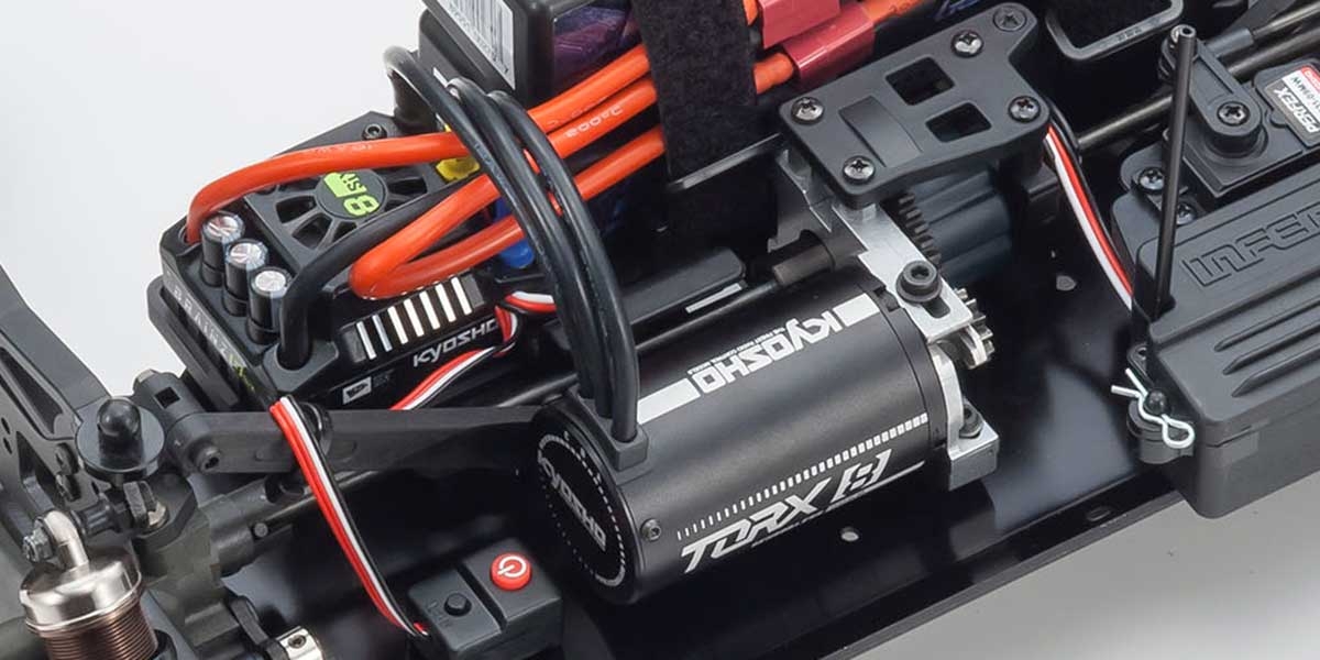 1/8スケール ラジオコントロール ブラシレスパワード 4WDモンスター