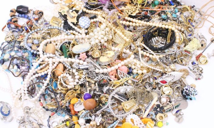 イミテーション アクセサリー 大量 約7㎏以上 まとめ ネックレス