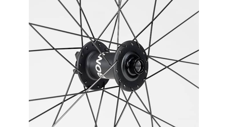 Bontrager Line Comp 30 TLR Boost 29 Disc MTB Wheel - Trek Bikes (CA)