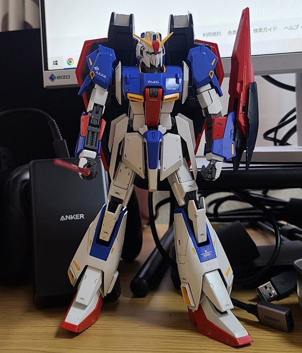 自立しにくい』 BANDAI MG 1/100 MSZ-006 Zガンダム Ver.2.0 しんい