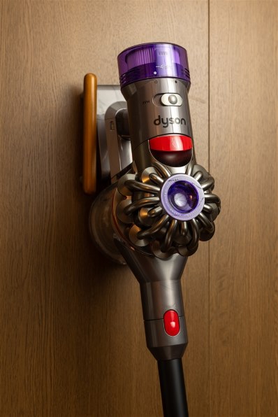 ダイソン Dyson V8 Slim Fluffy SV10K EXT BK [Black] 価格比較 - 価格.com