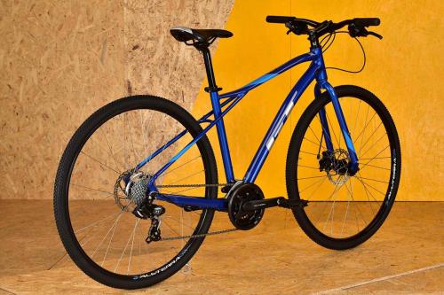 Transeo V2 (トランセオ V2) クロスバイク | GT Bicycles 日本語公式