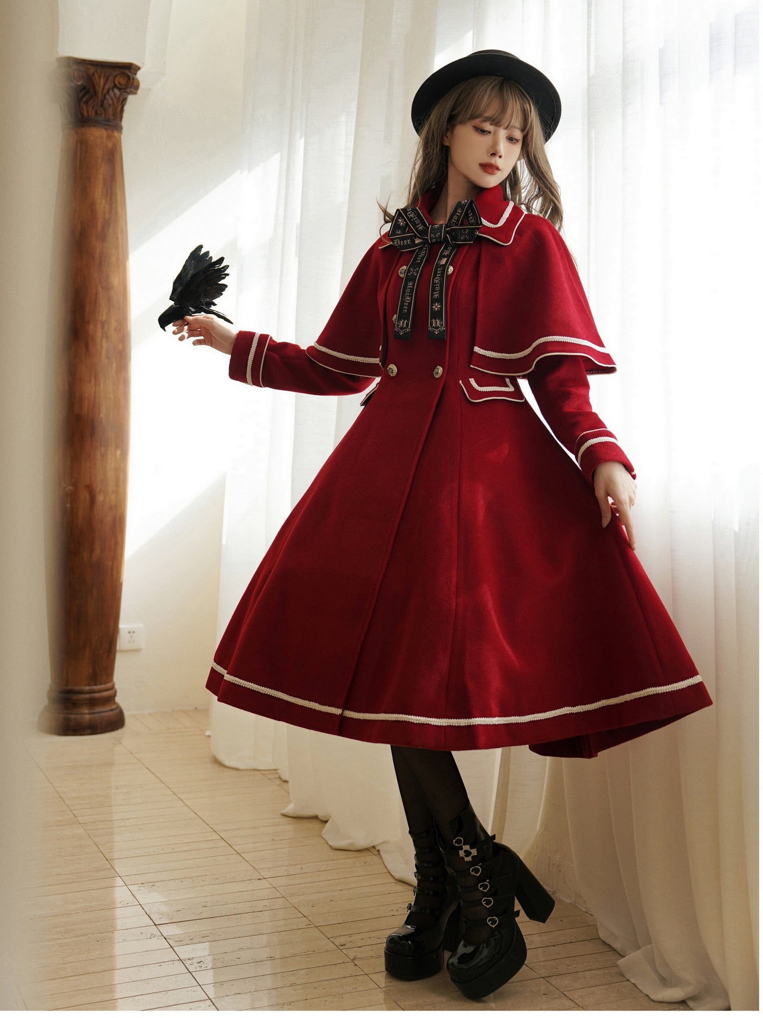 Galaxy Voyager リボン付きケープコート – ロリータファッション通販RonRon