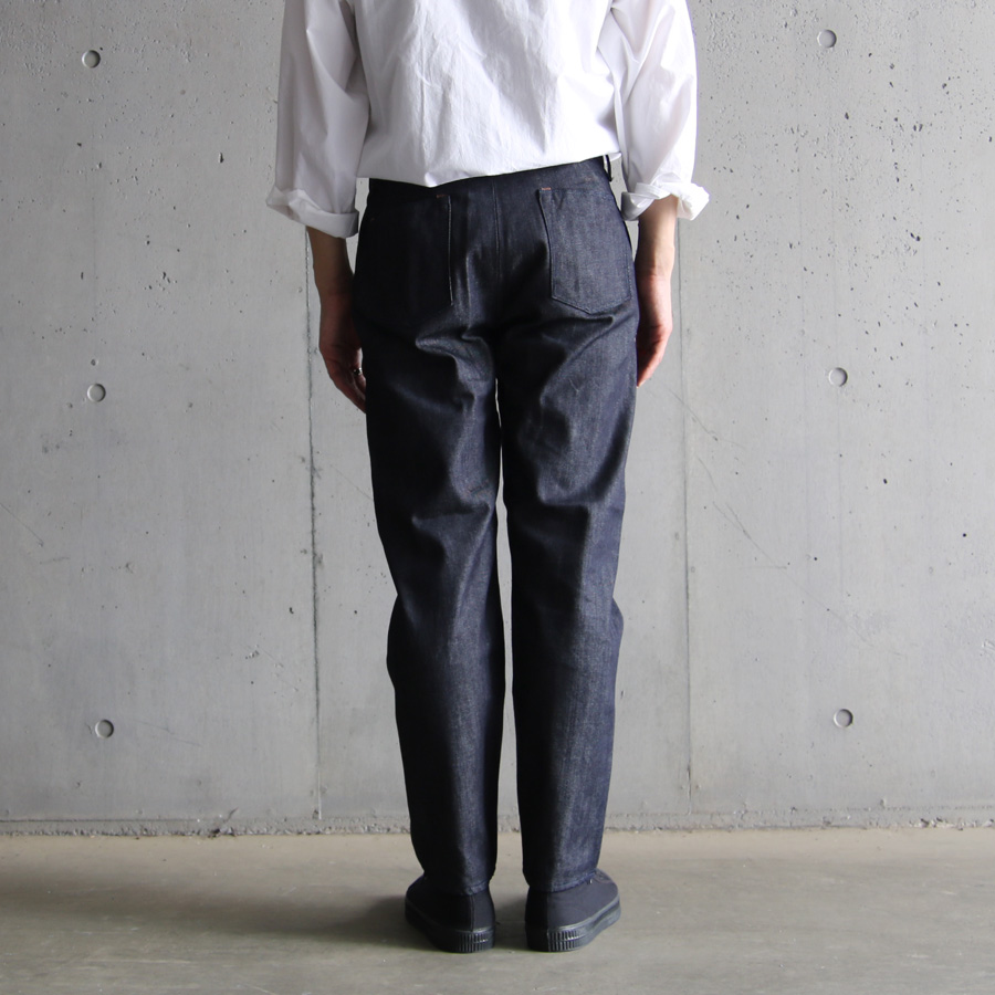 STILL BY HAND【ワンタックテーパードデニムパンツ】 | 入荷や営業だけ