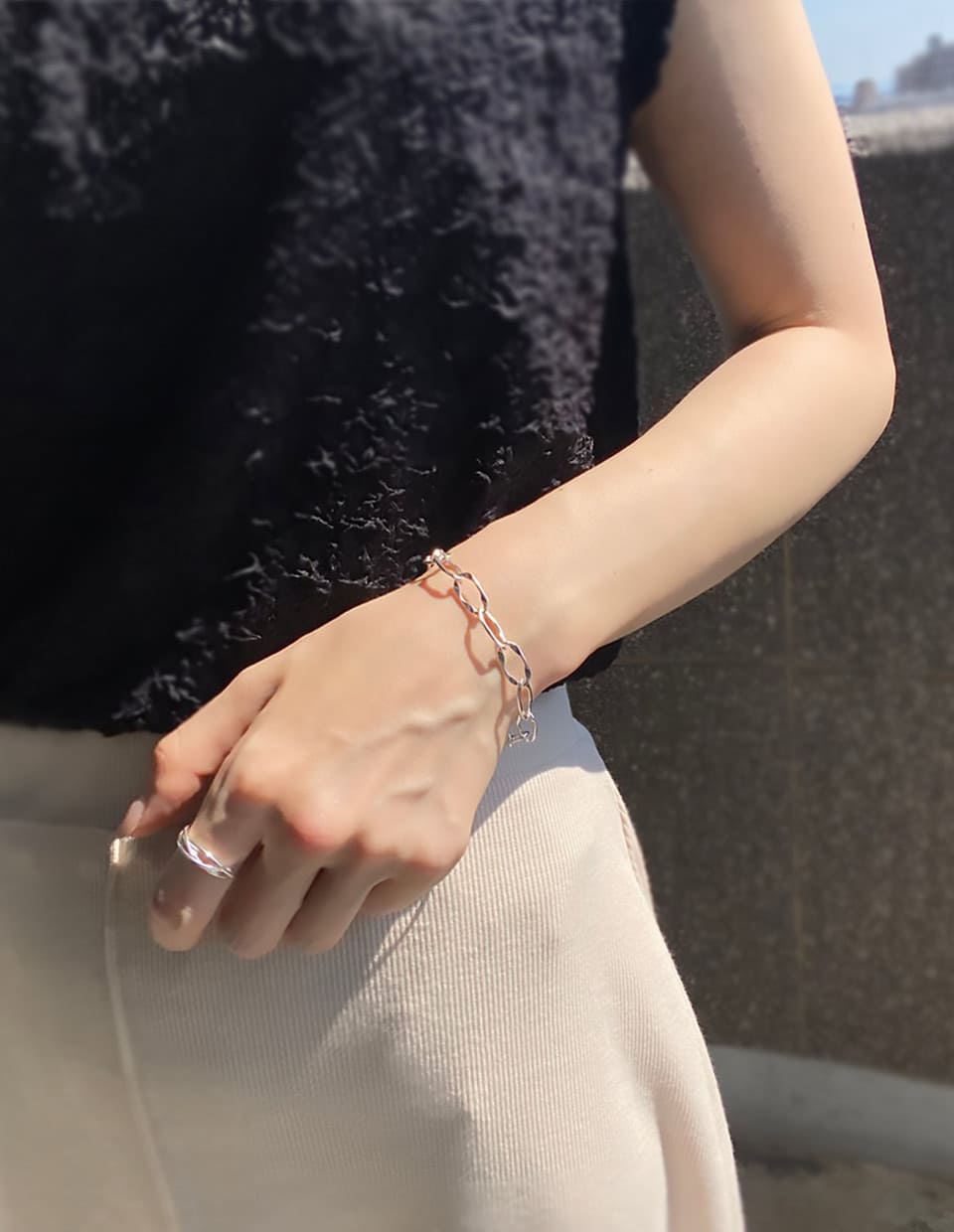 カーブチェーンブレスレット シルバー925 – 金属アレルギー対応の