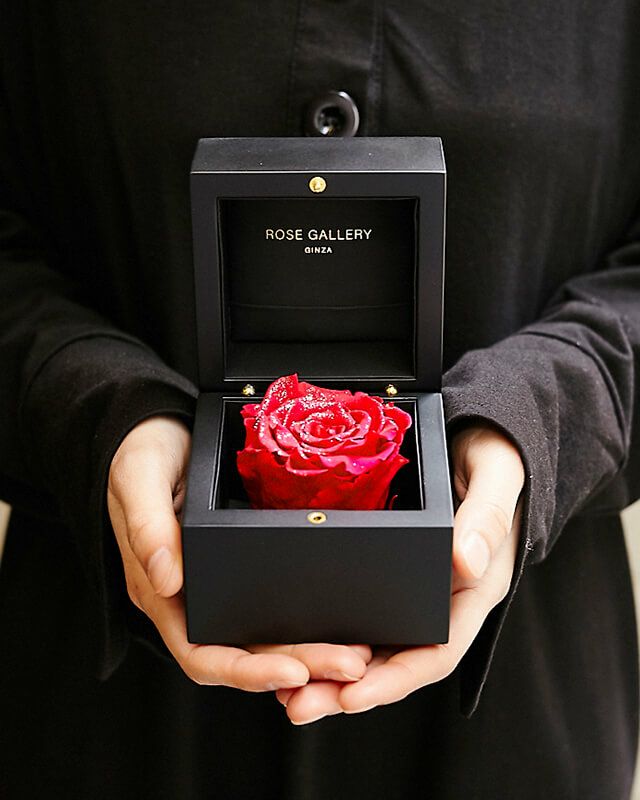 ピコレット イエローゴールド ダイヤモンド ローズ ﾀﾞｲﾔﾓﾝﾄﾞﾛｰｽﾞｼﾄﾗｽ