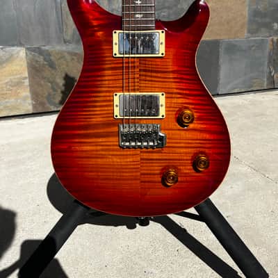PRS Custom 22 Tremolo 10-Top | Reverb