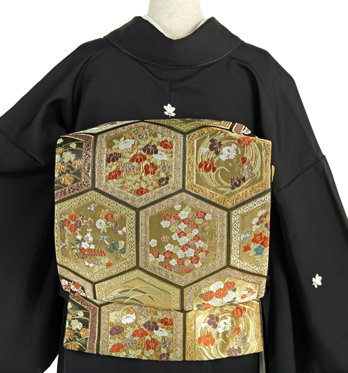 寿光織 黒留袖 No.CA-1951-Sサイズの通販｜きもの365