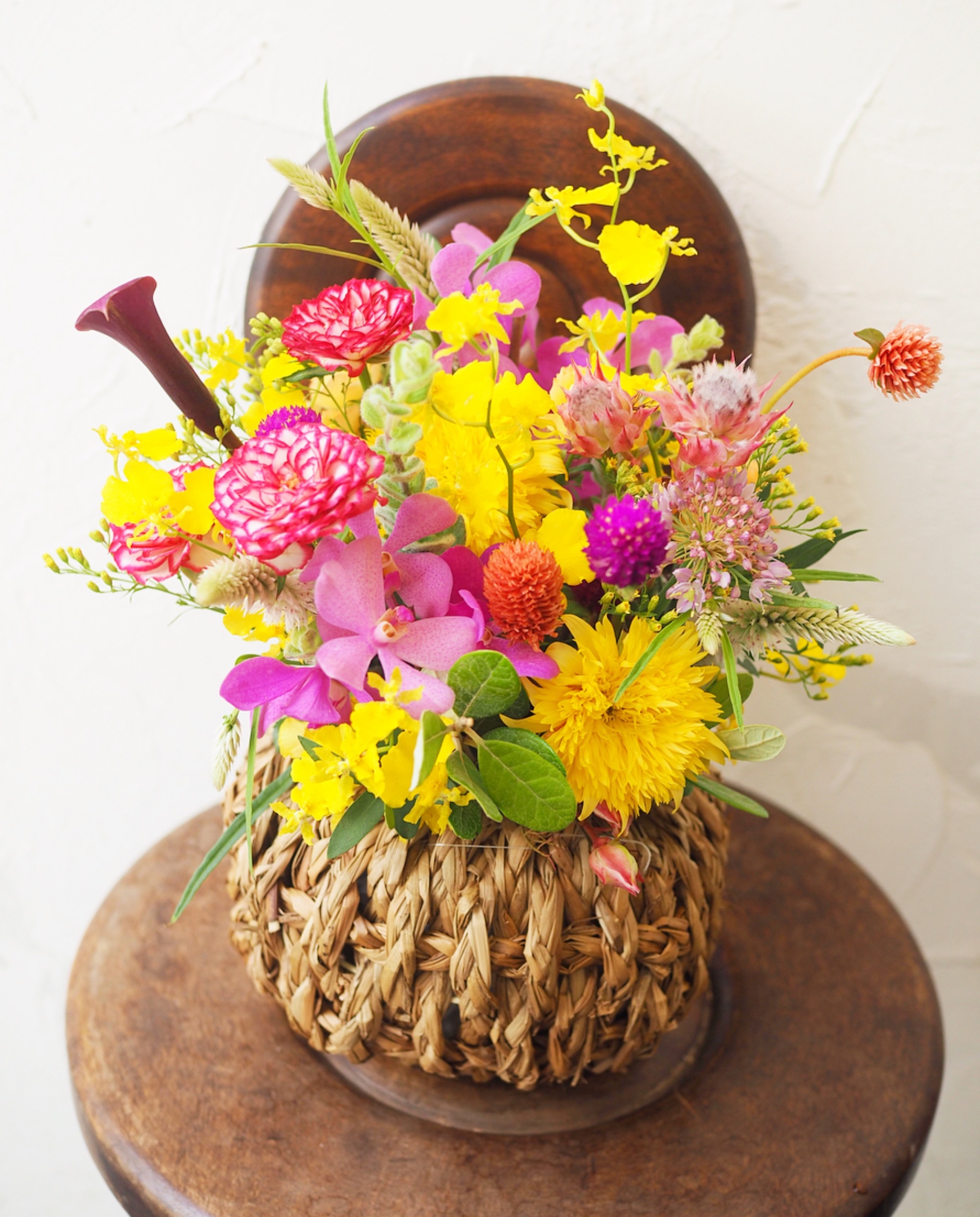 デザイナー後藤におまかせ生花アレンジ 色ミックスSS｜フラスタ・楽屋