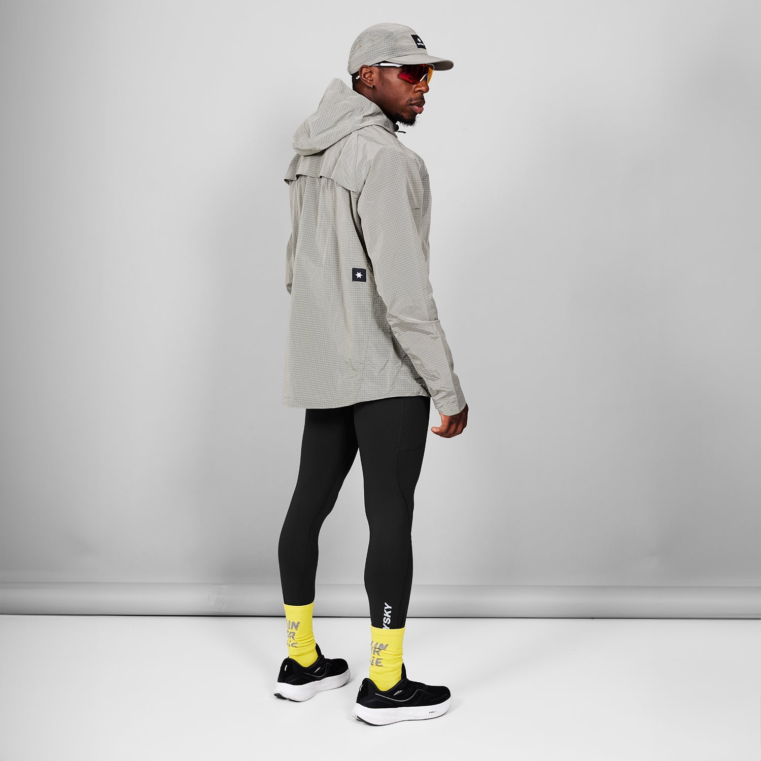 □ 公式 □ SAYSKY/セイスカイ ランニングジャケット MMRJA30c802